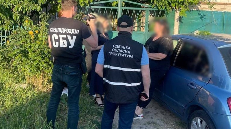 У Чорноморську підприємиця ошукала міськраду, поставила 28 тис зіпсованих консервів на 1,3 млн грн