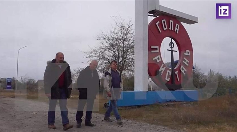 Активісти оприлюднили фото і перелік членів екіпажу суден, які везли людей з Херсона на лівий берег