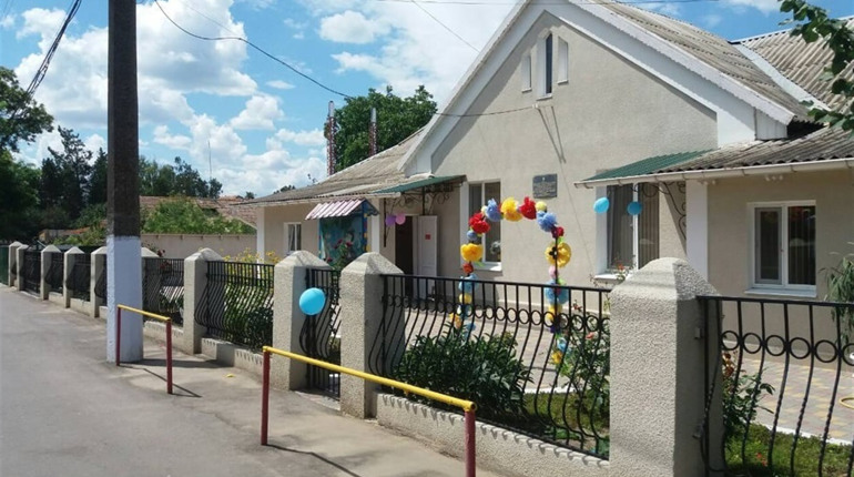 Біляївський дитсадок "Журавлик" відновив роботу, а що відбувається у "Веселці" (фоторепортаж)