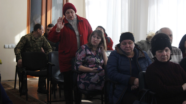 Жители Золотого недовольны распределением бюджетных средств в Попаснянском районе