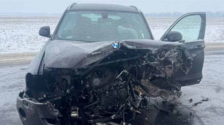 30-річного чоловіка госпіталізували унаслідок зіткнення трьох авто на Переяславщині: хроніка поліції