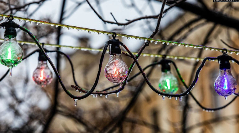 🟡 Крижаний дощ очікується в Одеській області: оголошено жовтий рівень небезпеки