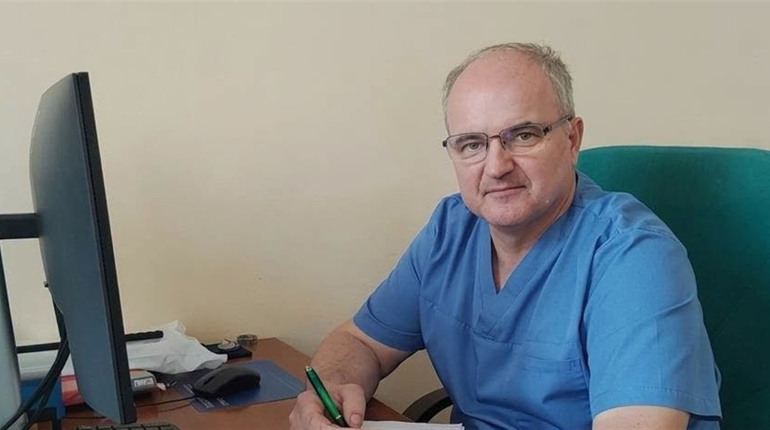 Понад 20 років роботи: лікар-хірург із Сарн став лауреатом премії імені Євгена Борового