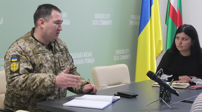 Шуханов: «Боятися не потрібно, слід приймати виважені рішення». У Городку скликають термінові наради