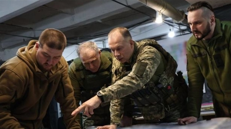 ЗСУ готуються до подальших дій. Командувач Сухопутними військами Сирський приїхав на Донеччину