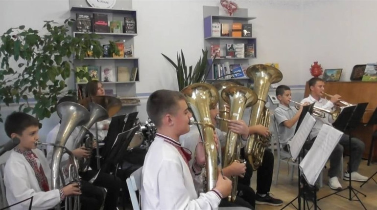 У Біляївці відбувся ХІ відкритий фестиваль «Грай, сопілко, грай!»