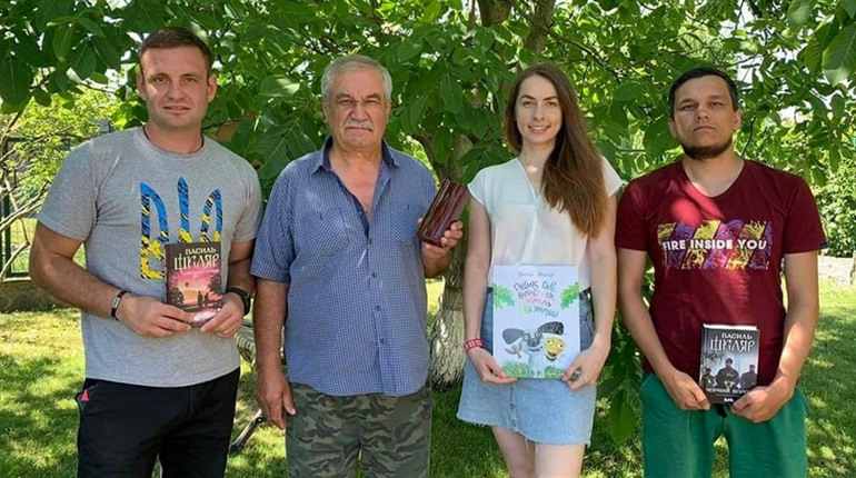 «Читай українське - підтримуй армію»: у Фастові стартує благодійний аукціон на підтримку ЗСУ