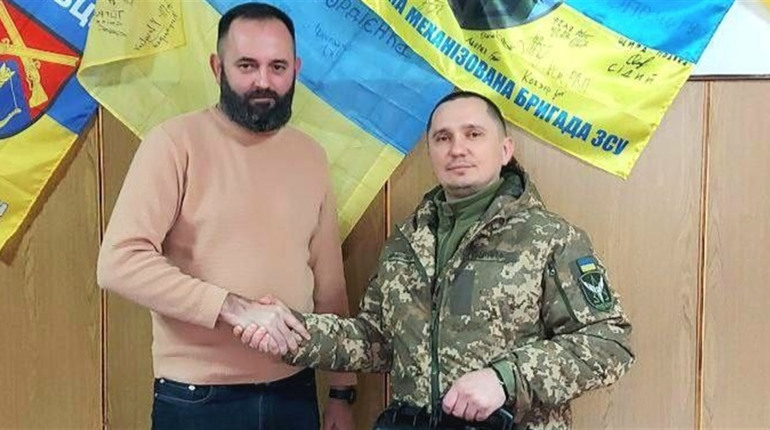 Зі Сміли захисникам передали допомогу