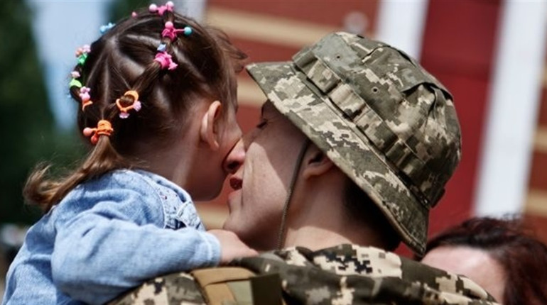 Для дітей зниклих безвісти та полонених спростили реєстрацію місця проживання