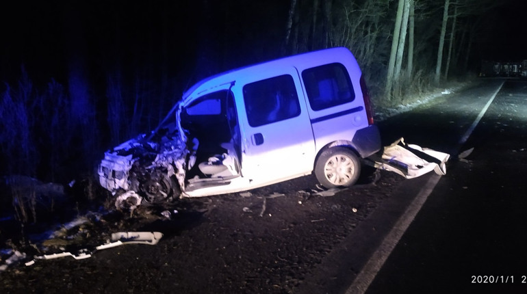 У реанімації помер водій із потрійної аварії поблизу Сарненщини