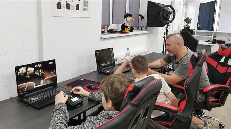 Drone-up School: соціальний проєкт в Обухові, що об’єднує дітей і захисників