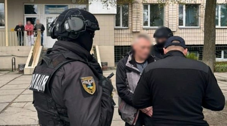 На Житомирщині поліція затримала голову обласної ВЛК та його спільників під час отримання хабаря