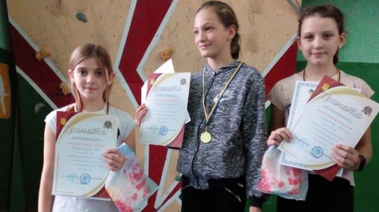8 медалей завоювали жмеринчани на чемпіонаті області зі скелелазіння