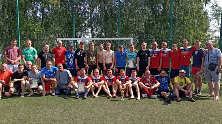 Футболісти Глухівщини змагалися з міні-футболу. Які результати