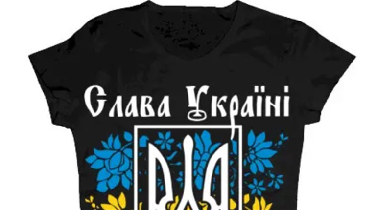 Футболки з друком: Індивідуальність та вираження стилю на тканині