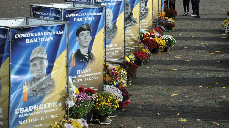 Книга пам’яті: у Сарненській громаді збирають історії полеглих за Україну Героїв