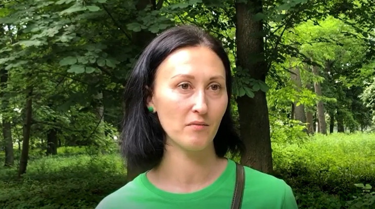 "Мрію, щоб скінчилася війна": переселенка з Волновахи розповіла про пережиті жахи війни