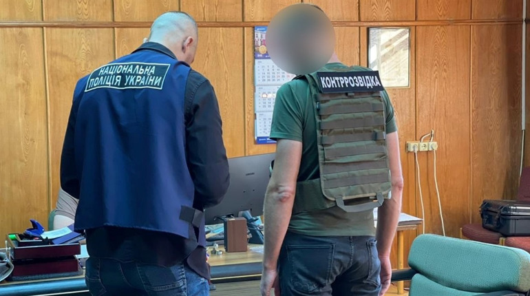 Правоохоронці викрили осіб на розкраданні комплектуючих до озброєння на суму понад 3,5 млн грн