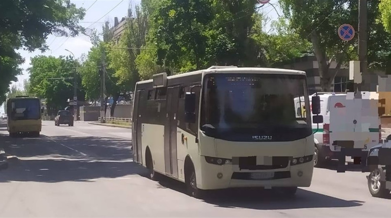 «А ви ціни на бензин бачили?»: Кавун.City пояснив маніпуляції навколо маршруток у Херсоні