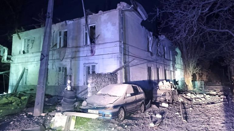 Атака на Одесу: пошкоджені понад 20 будинків, є поранені