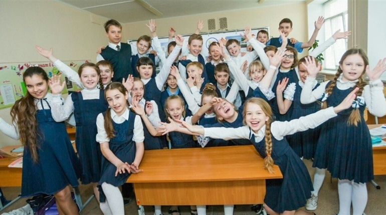 Фотоконкурс "Мої прекрасні шкільні роки". Поділіться своїми спогадами і цікавими світлинами
