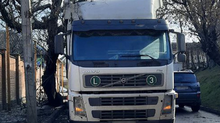 З 12 жовтня у Генічеську заборонено рух вантажного транспорту в центральній частині міста