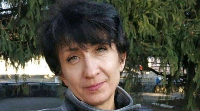 У 45-річної сватівчанки Олени Найдьонової стався рецидив пухлини. Рідні збирають гроші на лікування
