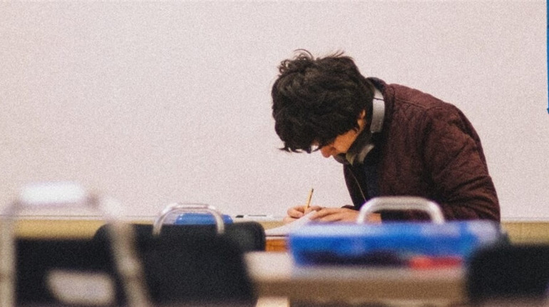 В Одеському університеті звільнили професора за порушення мовного закону: приймав екзамен російською