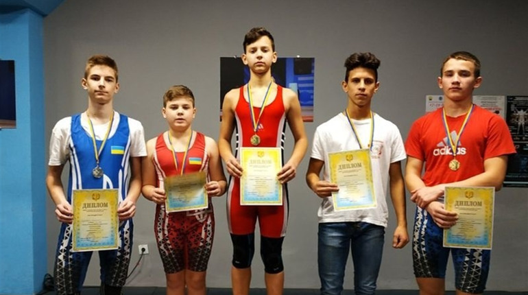 Відкрита Першість ДЮСШ з важкої атлетики пройшла у добропільському Палаці спорту