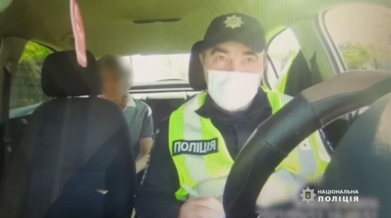 Побив чоловіка та ховався у дитячому садочку: на Фастівщині затримали зухвалого молодика