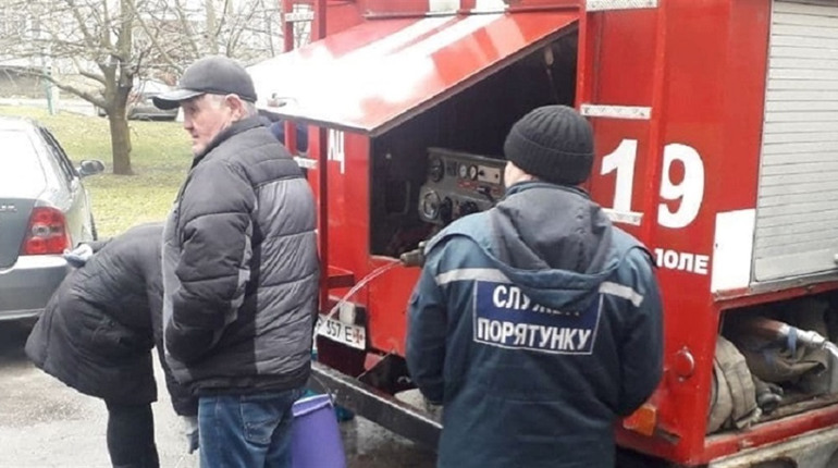 У Гуляйполі роздають гуманітарну допомогу