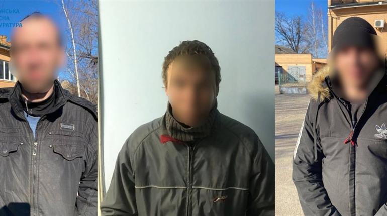Чоловіка побили, а жінку зґвалтували: На Херсонщині затримали групу неадекватів
