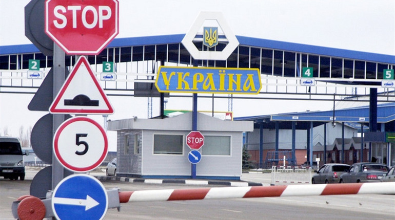 Вернувшихся из-за рубежа взяли «на карандаш»: соблюдают ли граждане самоизоляцию?