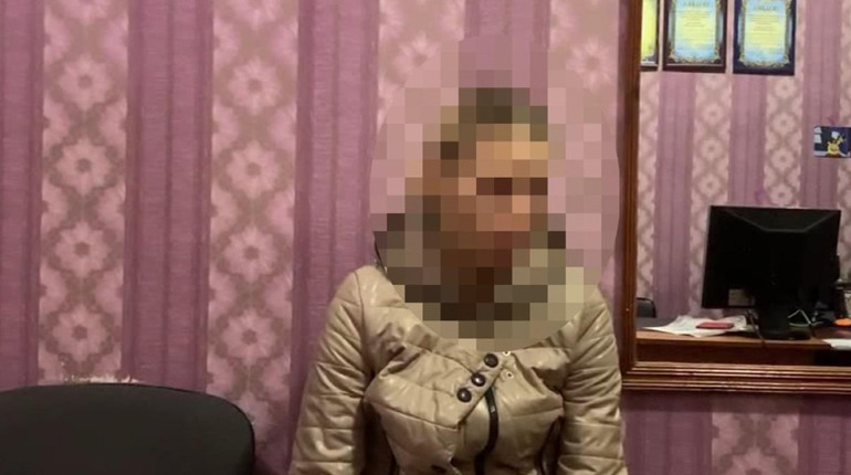 У Мирному встановлюють обставини смерті немовляти: його тіло знайшла собака 