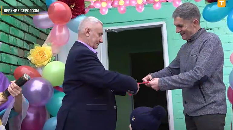 У Верхніх Сірогозах окупанти відкрили дитсадок, який вони у 2022 році спалили і розграбували