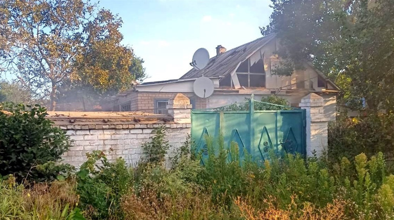 Окупанти продовжують обстрілювати Херсонщину: атакували житлові будинки та дитячий садок
