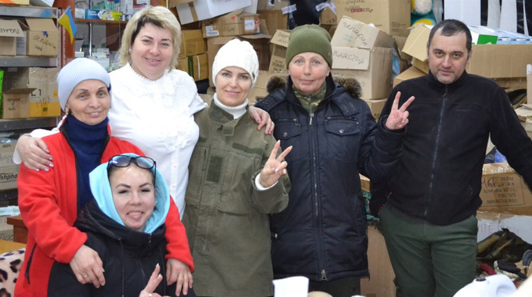 Бійці волонтерського фронту. Один день з життя благодійного фонду «Южноукраїнці разом з ЗСУ»