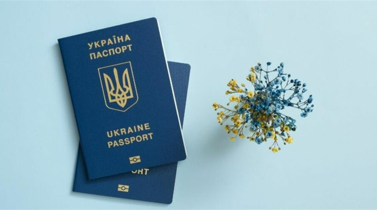 Відтепер українці зможуть оформити паспорт ще в одній країні Євросоюзу