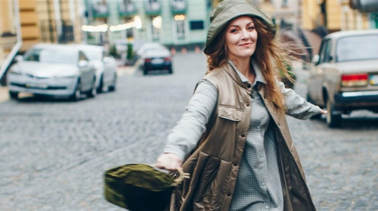 ДО НІЖИНА ЇДЕ ВІДЬМА