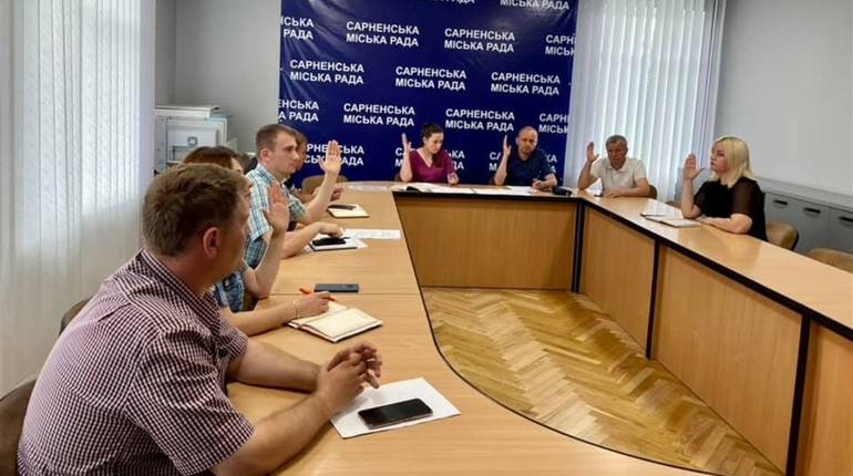 Порушували правила благоустрою: за що жителі Сарн сплатять штрафи