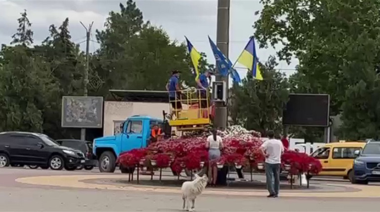 У центрі Біляївки запрацювала система оповіщення про хвилину мовчання та повітряну тривогу
