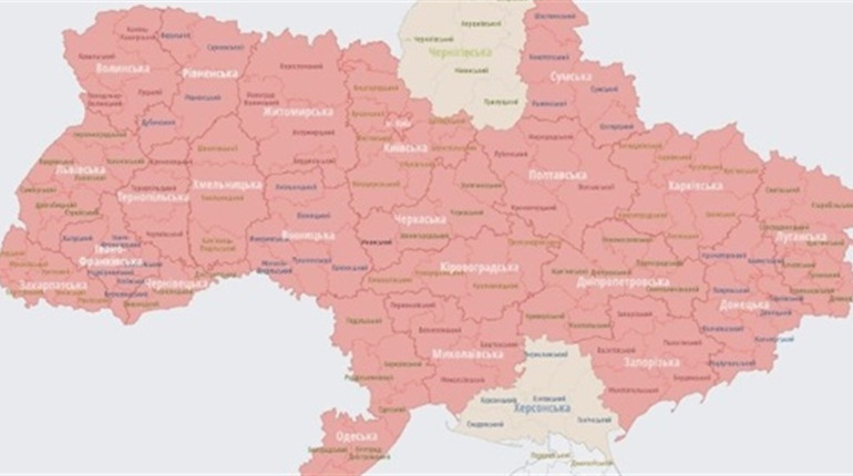 Українців просять не ігнорувати повітряні тривоги, бо РФ з останніх сил хоче атакувати