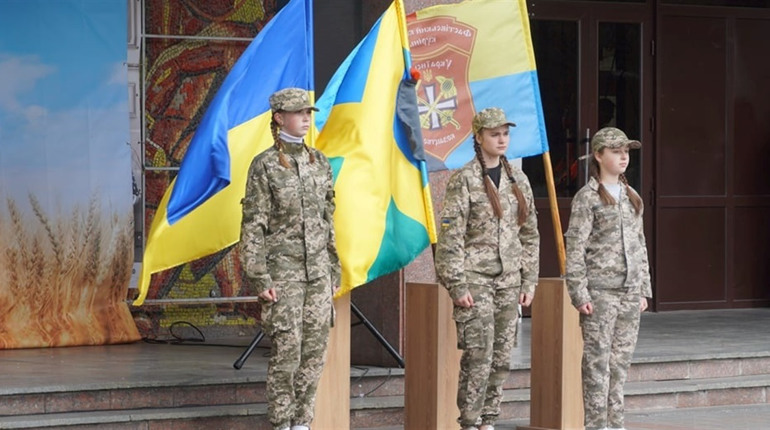 У Фастові юних патріотів приймали у кадети