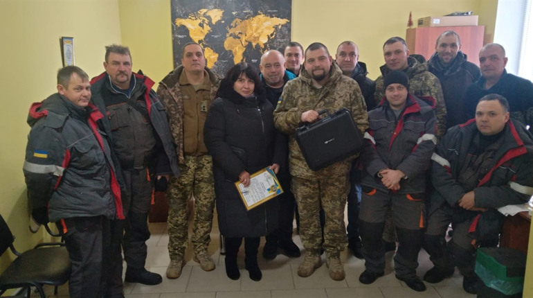 Глухівські телекомунікаційники передали дрон прикордонникам