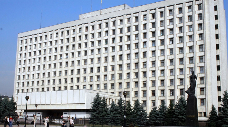 Кабмін погодив звільнення голови Київської облдержадміністрації Василя Володіна
