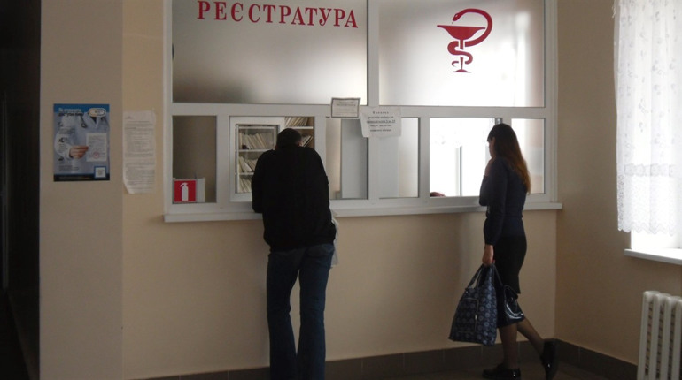 Змінилися номери телефонів: як записатися на прийом до сімейного лікаря в Корюківській райлікарні