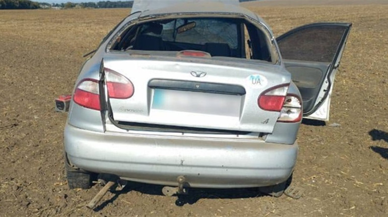 На Черкащині сталась смертельна ДТП: авто злетіло до кювету