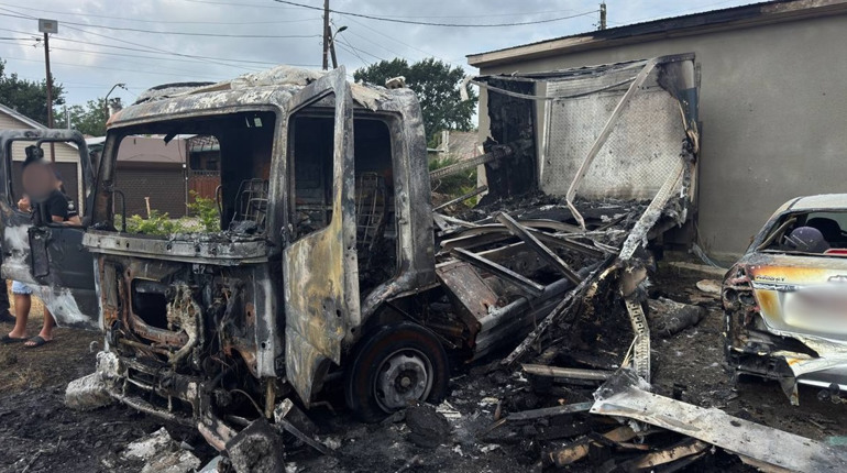 Підпал авто енергетиків в Одеському районі: затримано 16-річного підозрюваного