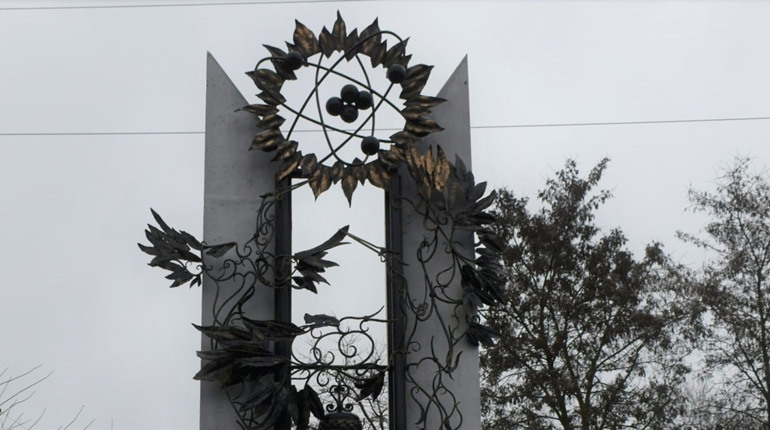 У Конотопі вшанували пам'ять ліквідаторів на ЧАЕС: як це було