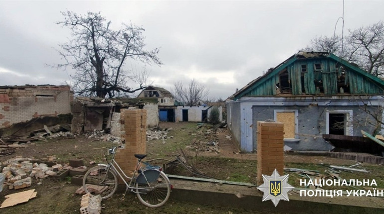 Обстріли Херсонщини: окупанти завдали ударів з артилерії, мінометів, РСЗВ та безпілотників